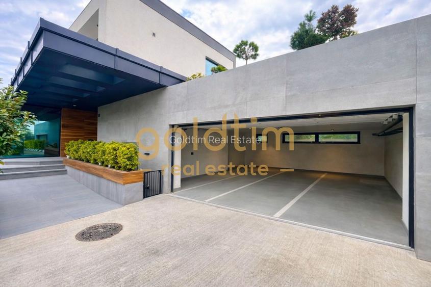 SUPERBA/ ZONA IANCU NICOLAE/ MOBILATA SI UTILATA/GARAJ DUBLU - 59