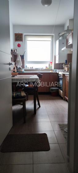 Garsoniera decomandata,bloc nou Avangarden 3 Bartolomeu  - 4