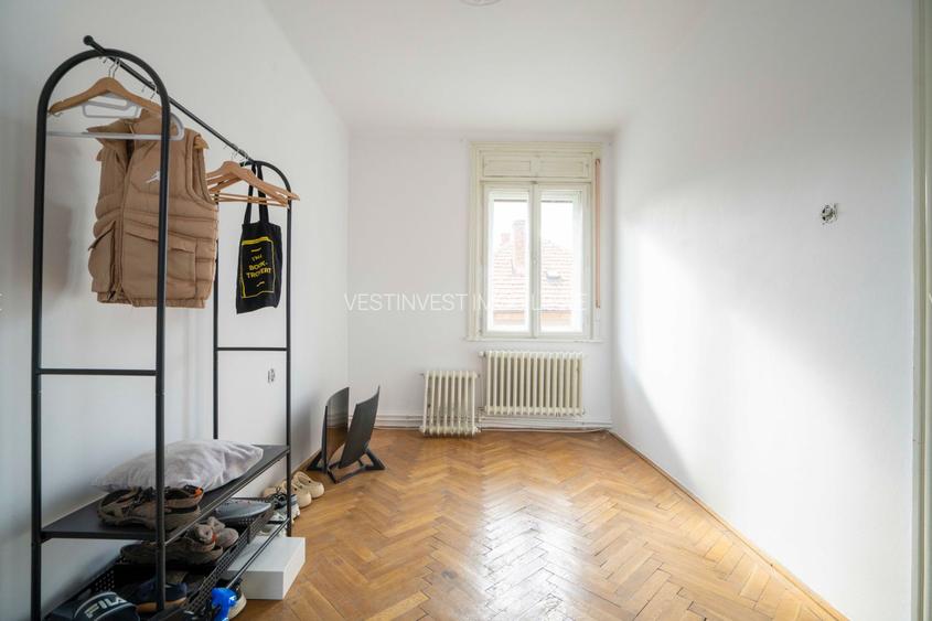 Apartament 3 camere ultracentral cu garaj si beci - 4