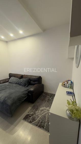 Apartament - 5 camere - decomandat - 7
