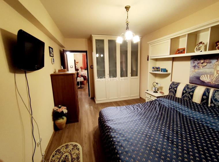 Vila P+1+M zona Militari - Pacii - str. Paralutelor constructie 2007 tip duplex - 43