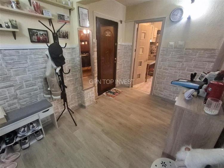 Apartament 3 camere decomandat 2 balcoane pivnita zona Valea Aurie - 15