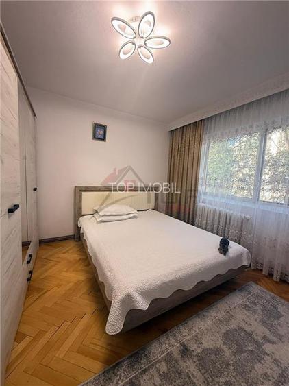 Apartament cu 3 camere decomandat, 2 bai, etajul 2 Cug Aleea Tudor Neculai - 3