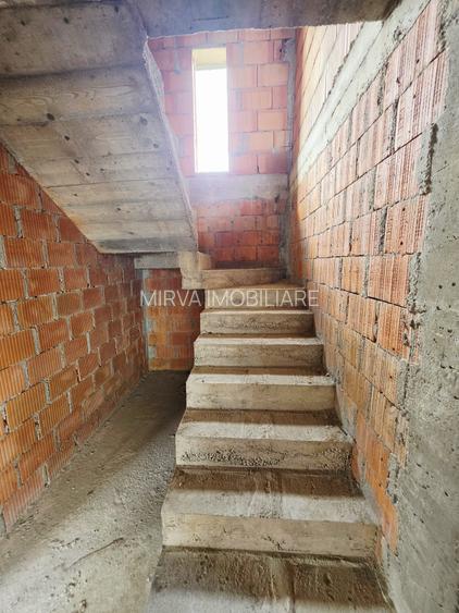 Vilă P+1 la roșu, 5 camere, 143 mp utili, teren 450 mp, Cocosesti - 34