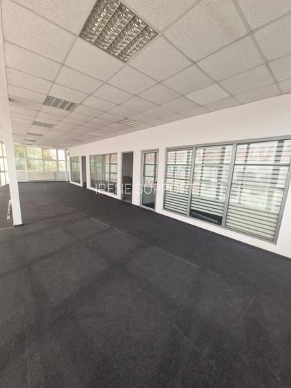 Hala industriala Soseaua Alexandriei cu spatii adminisrative si curte generoasa - 6