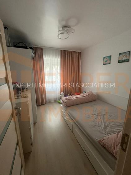 Apartament 3 camere, situat in zona Inel II - 5