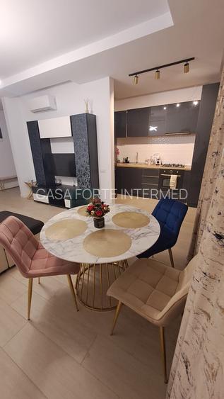 2 camere, statiunea Mamaia complex Lake On , cu vedere la lac - 650 euro - 4