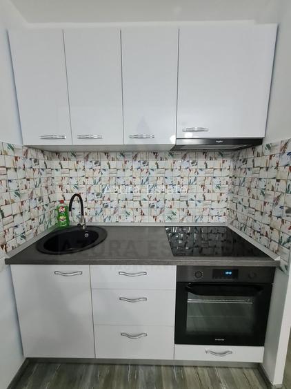 Apartament modern 2 camere 38 mp utili etaj 3 lift in Cisnădie - 2