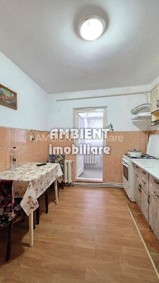 Apartament 3 camere, parter, mobilat și utilat, zona GARĂ; - 2