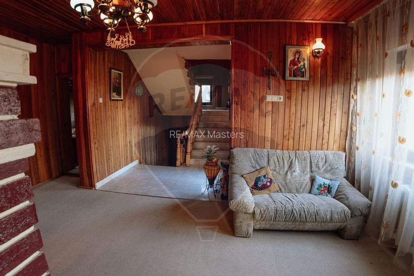 Casă / Vilă în zona Gura Humorului - 6