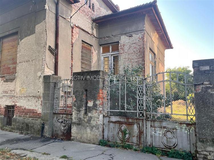Timisoara, Vila Istorica Cu Teren Generos De 802 Mp. Zona Balcescu-Elisabetin - 2