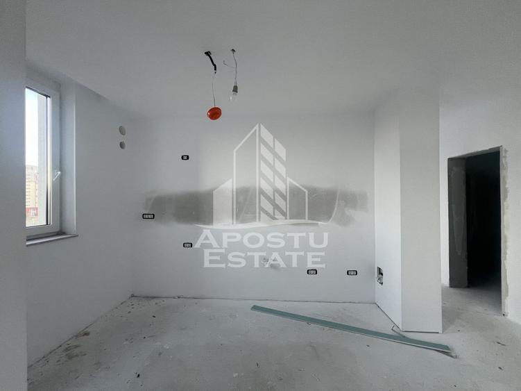 DE VANZARE Apartament 3 camere cu pozitie excelenta