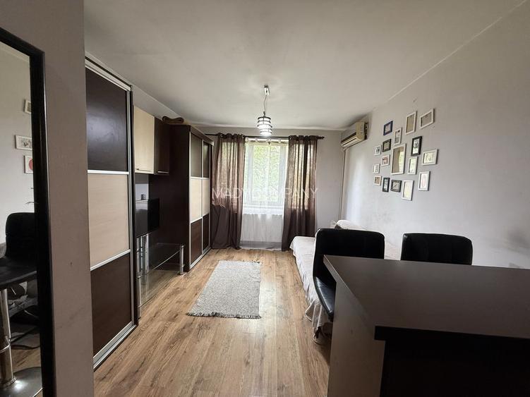 Garsonieră zona Far – etaj 1 – 46.500€ negociabil - 2