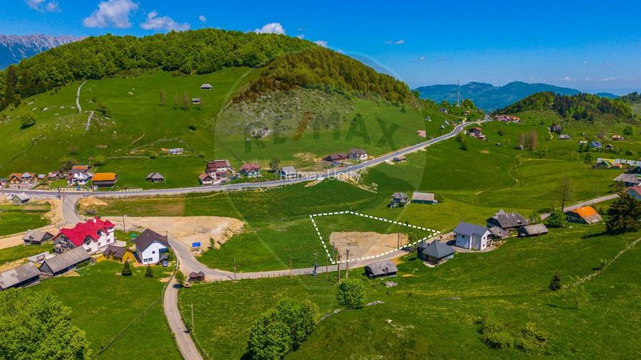 FUNDATA CENTRU | 3.962 mp ASFALT + UTILITĂȚI | Vedere Bucegi - 6