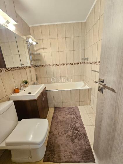 Apartament 3 camere decomandat, 85 mp, 2 balcoane – Micalaca 300 - 13