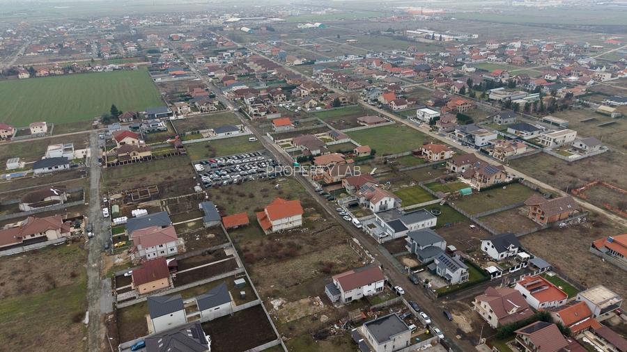 Teren intravilan de 925 mp în Vladimirescu - 10