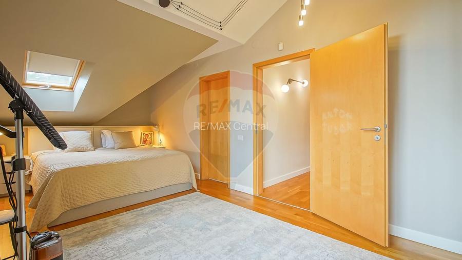 Vila moderna cu vedere spre padure Poiana Angelescu - 12