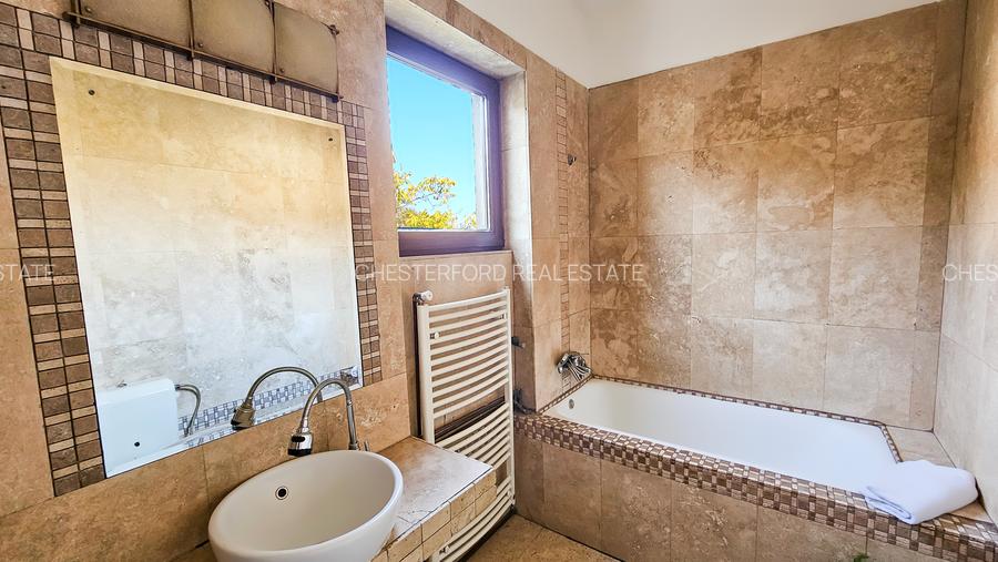 Apartament 3 camere Hala Traian -Bloc 5 apartamente - 10