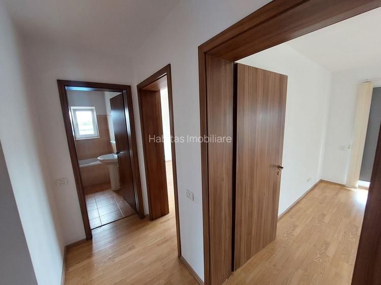 Casa spatioasa de inchiriat, finisata modern, parcari, Dunarii - 17