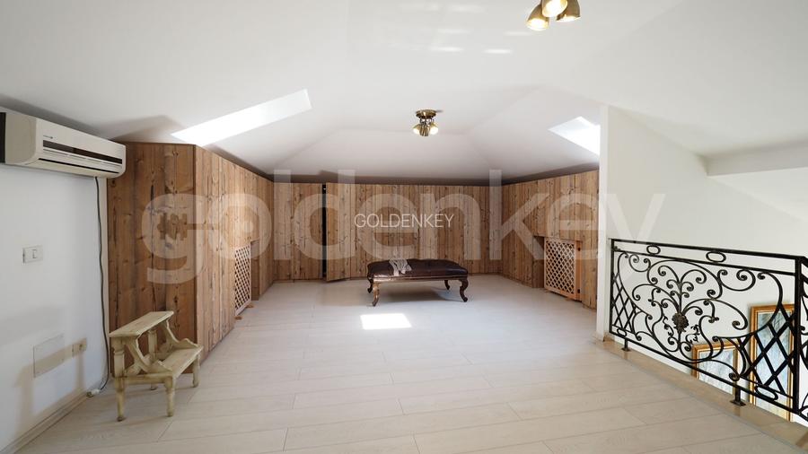 Vila cu finisaje moderne in complex rezidential - 21