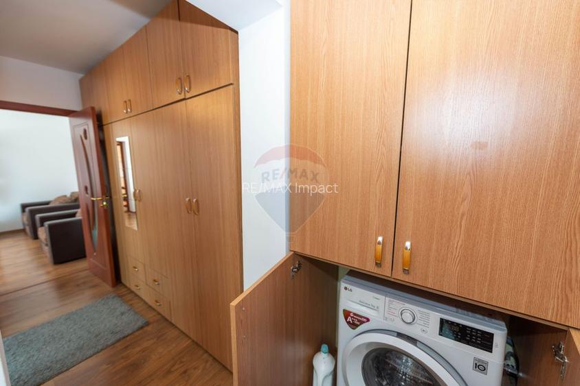 Apartament semidecomandat cu 3 camere de inchiriat Vasile Goldis Minis - 17