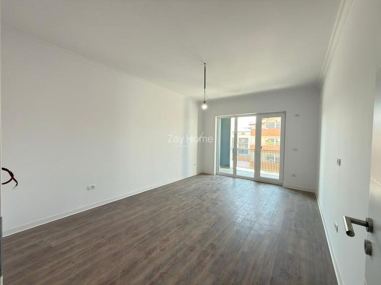 Etaj 1. Decomandat. Loc de parcare. - 2