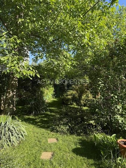 Vila 2005,S+P+E+M,living,dinning,3 dormitoare,3 bai,teren 2090mp,piscina,garaj - 8