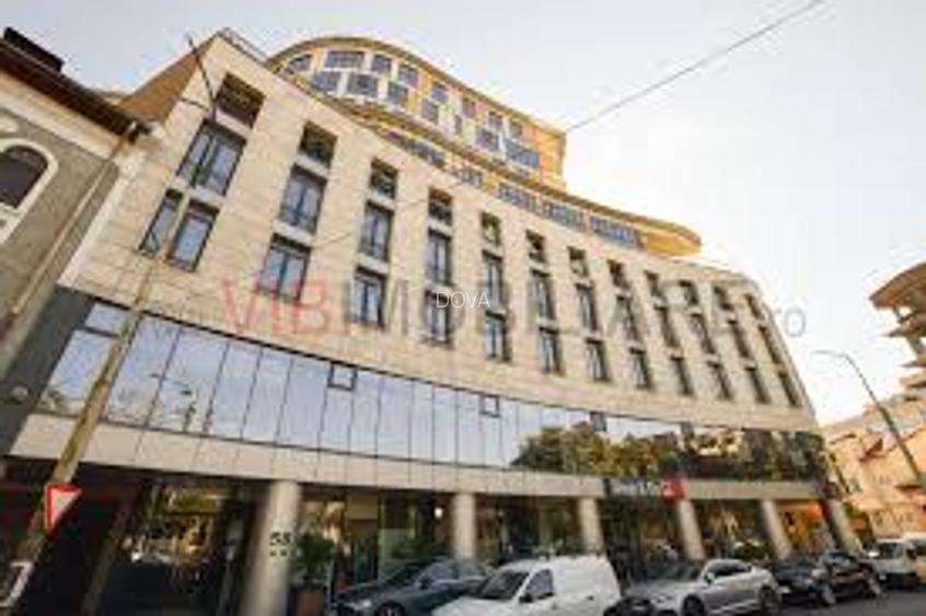 Apartament cu 4 camere, 3 grupuri sanitare, 2 terase, 1 boxa, 2 parcari - 3