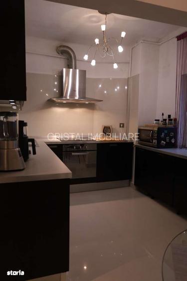 Apartament 3 camere 94 mp, Ultracentral, centrala proprie, bloc fără risc - 16
