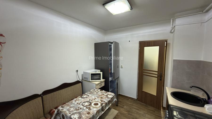 Apartament decomandat 3 camere/2 bai/ 63 mp/ zona Mercur Cetate - 4