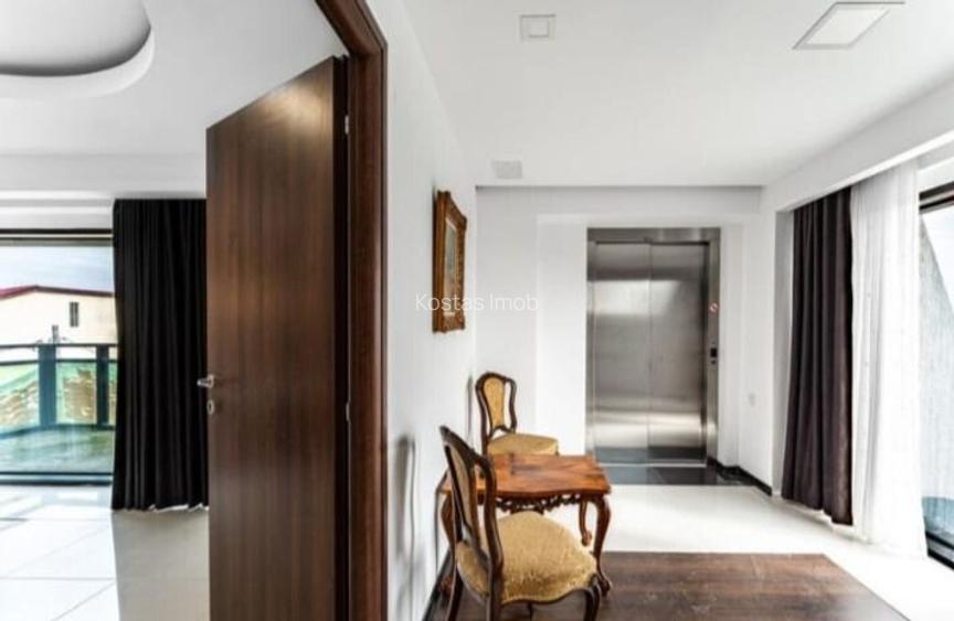 Vă prezentăm o proprietate cu adevărat remarcabilă - 12