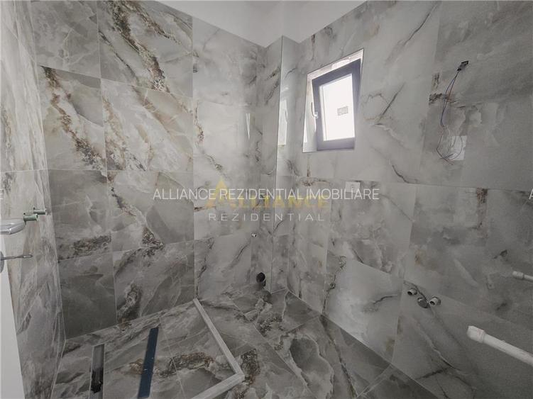 Vila individuala- 4 camere- 2 bai- 375mp teren - 4