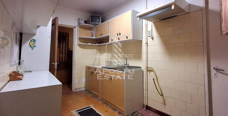 Apartament spatios, cu 2 camere decomandat - 9
