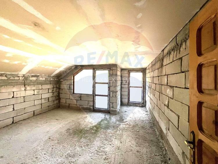 Casă / Vilă cu 6 camere de vânzare în BUHUȘI Județul BACĂU - 9