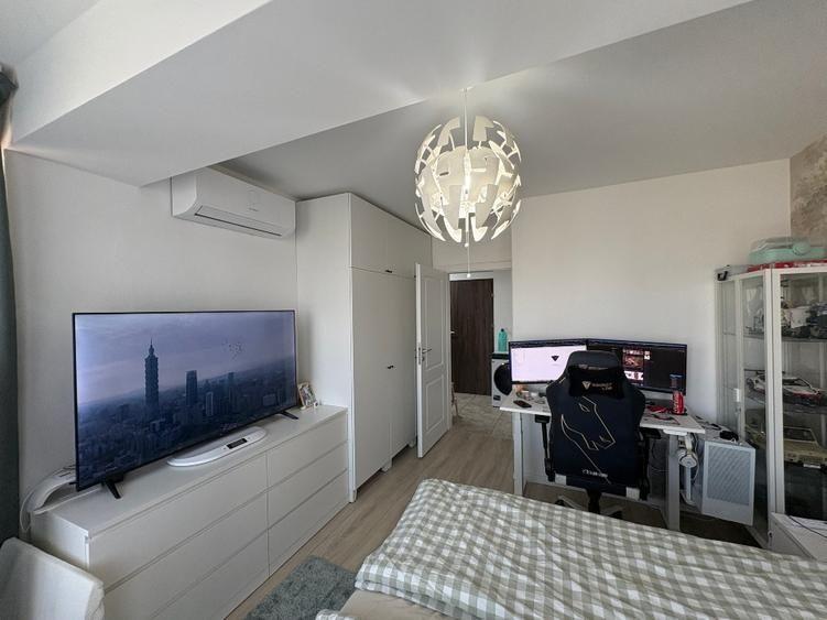 Apartament cu 3 camere si loc de parcare. Bloc nou/ Aradului