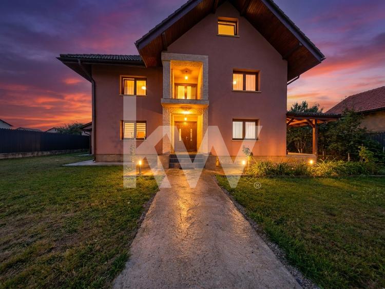 Casa de vanzare in Izvor