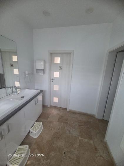 Spatiu superb de 392 mp situat langa 3 guri de metrou Dristor, etaj1/3