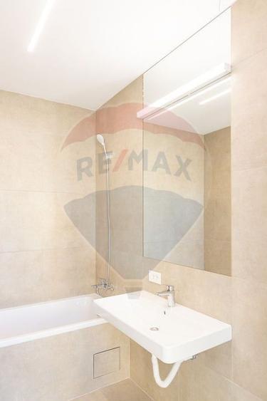 Penthouse 120 mp utili+60 mp terase | 590.000 E+TVA | Natiunile Unite