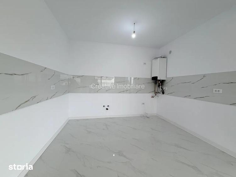 Casă în Miroslava, finalizată și intabulată, 4 camere, 451 mp teren - 12