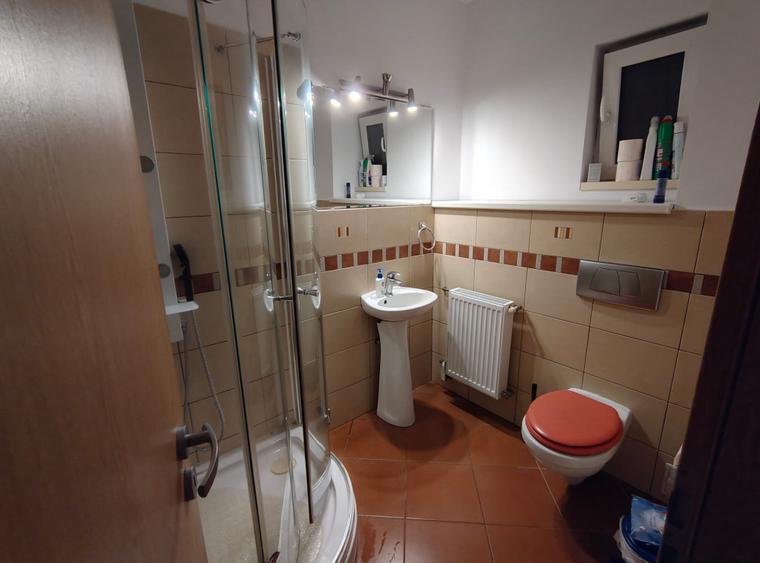 Giroc - Casa individuala cu garaj de 80 mp