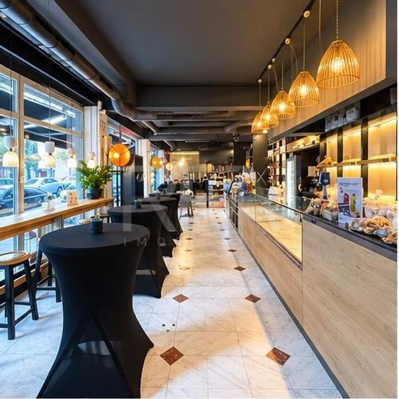 Cladire mixta - spatiu comercial + Birouri