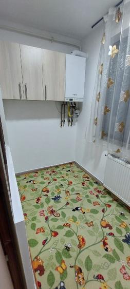 Apartament 3 camere de vanzare