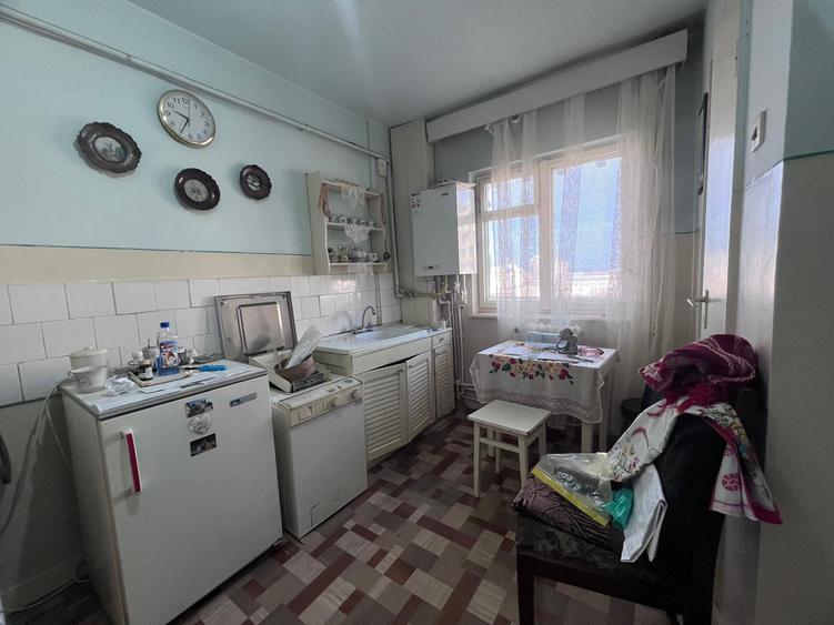 Apartament 2 camere,zona Piata Centrala