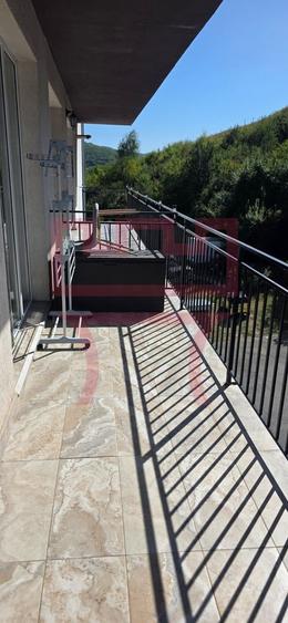 Apartament 2 camere etaj 3/4 lift garaj Floresti Vivo Valea Garbaului