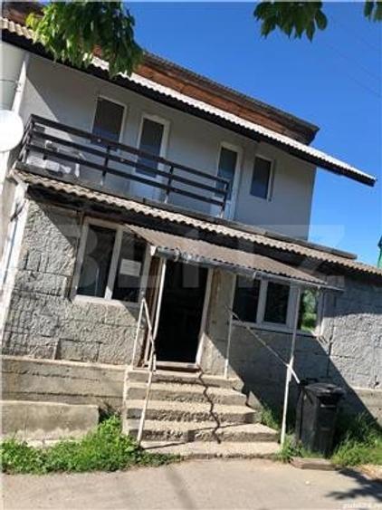 Casă de vânzare, cu 3 camere, 100 m2, teren 5 arii, zona Ciceu-Corabia