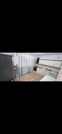 CASĂ RENOVATĂ – DOBROEȘTI, CARTIERUL FLORILOR 350 mp teren | 80.65 mp utili la p