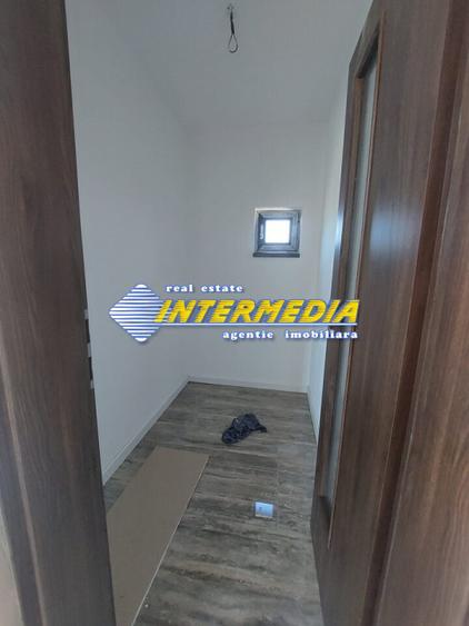 Casa Noua de vanzare Zona Cetate