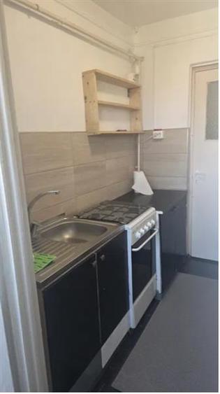 Apartament 2 camere, decomandat - Hala Centrală