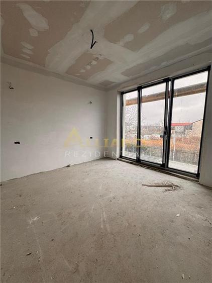 Vila cu 5 camere - 4 bai | 180 MPU - Teren 190 MP