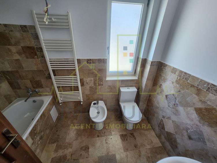 Case insiruite sau apartamente cu gradina. Giroc langa DAF.